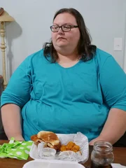 Lindsey eating a meal