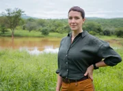Wildtierärztin Hannah Emde unterwegs in Südafrika. Die Vielfalt der Arten und Landschaften schafft einen einzigartigen Lebensraum, ein Schatz, der erhalten werden muss.