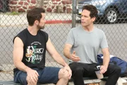 Mac (Rob McElhenney, l.); Dennis Reynolds (Glenn Howerton, r.)