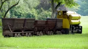 Das Feldbahnmuseum Frankfurt sorgt dafür, dass die Feldbahn nicht in Vergessenheit gerät. Hat sie doch viele Jahrzehnte lang das Bild der Industrie und der Landwirtschaft bestimmt.