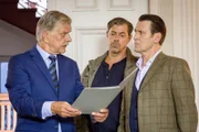 Welche Rolle spielt im aktuellen Fall der Banker Gero Meininger , der Anna die wertvolle Geige zur Verfügung gestellt hat? v.li.: Gero Meininger (Bernd Stephan), Finn Kiesewetter (Sven Martinek) und Lars Englen (Ingo Naujoks).