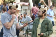 Mac (Rob McElhenney, l.); Charlie Kelly (Charlie Day, r.)