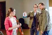 Anna, Paulas Kontrahentin aus der Musikakademie, die mit Marco ein Verhältnis hat, gerät unter Verdacht. v.li.: Anna Christensen (Carina Diesing), Lars Englen (Ingo Naujoks), Finn Kiesewetter (Sven Martinek).