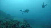 Moderator Sam Sheridan sucht nach Beweisen dafür, dass die Flotten von Atlantis einst in diesem Gebiet waren.