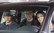 Gemeinsam begeben sich Kensi (Daniela Ruah, r.), Deeks (Eric Christian Olsen, l.) und Eric (Barrett Foa, M.) auf eine wichtige Mission ...