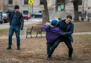 Kenny Crosby (Kellan Lutz, l.); Clinton Skye (Nathaniel Arcand, r.)