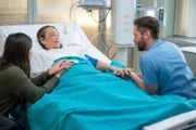 Tantoo Cardinal (Jane Munsee), Ryan Eggold (Dr. Max Goodwin).
