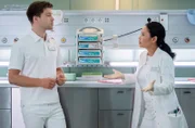 Durch die Notlüge einer Patientin geraten Dr. Lilly Phan und Kris Haas aneinander. Lilly findet es unmöglich, dass die Patientin ihrem Freund nicht die Wahrheit gesagt hat, bezieht dies aber eigentlich auf Kris, der ihr verschwiegen hat, dass er eigentlich gar nicht Medizin studieren möchte.