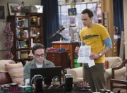 Schlechte Laune vorprogrammiert: Ein Magazin veröffentlicht einen Artikel über die Arbeit von Leonard (Johnny Galecki, l.) und Sheldon (Jim Parsons, r.), ohne Leonards Namen zu erwähnen ...