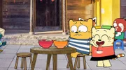 Ollie will nichts essen, Moon versucht ihn zu überreden.
