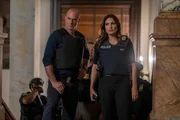 Detective Elliot Stabler (Christopher Meloni) und Captain Olivia Benson (Mariska Hargitay)