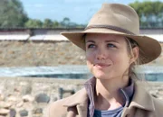 Tess (Bridie Carter)