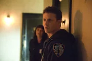 "Bad Company" -- Eddie goes on her first undercover operation to investigate a kidnapping ring targeting young women via fake youth hostel websites. Meanwhile, Frank helps a woman er kennt aus früheren Tagen, den Inhaftierten zu treffen, der ihre Familie getötet hat, auf BLUE BLOODS, Freitag, 13. März.