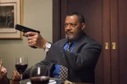 Jack Crawford (Laurence Fishburne) trauert um seine verstorbene Ehefrau, während ihn immer wieder Erinnerungen plagen und Rachegelüste hochkommen ...