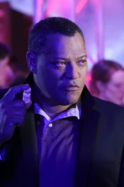 Langston (Laurence Fishburne)