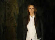 Unter Melindas (Jennifer Love Hewitt) Laden verläuft ein Tunnelsystem, in dem unzählige Seelen gefangen sind. Der Anblick ist selbst für sie anfangs schockierend ...