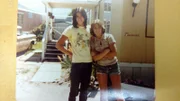 Carol Andersen (r.)