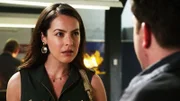 Barbara Madsen (Sasha Barrese) ist Inhaberin der mit Gold handelnden Firma 'Gold to Be Sold'. Doch ihre Geschäftsmethoden sind alles andere als legal, denn sie zieht die ahnugslosen Privatpersonen über den Tisch, indem sie deren Gold weit unter Wert ankauft.