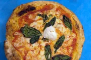 Die Pizza ist der kulinarische Globetrotter schlechthin – ihren Anfang nahm die Erfolgsgeschichte in Neapel.