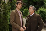 Moritz (Daniel Fünffrock, l.); Julius (Michele Oliveri, r.)