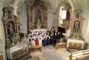 Der „Kirchenchor Thierbach“.