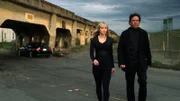 Parker (Beth Riesgraf) und Nate Ford (Timothy Hutton)