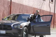 Als der Mann, der Chloes (Lauren German) Vater getötet haben soll, ermordet wird, tauchen plötzlich neue Hinweise auf, die vermuten lassen, dass dem Mann die Tat damals angehängt wurde ...