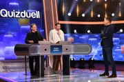 Moderator Jörg Pilawa (r.) mit den Kandidaten des Teams „Humor“: Jürgen von der Lippe (l.), Enterainer, Comedian, Autor und Moderator und dem Comedian Max Giermann (M.).