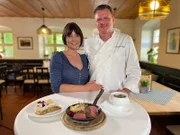 Wirt Michael Haupt mit seiner Frau Marina.