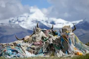 Tibetischer Opferplatz vor dem Kailash.