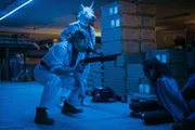 Die Beschatter Staffel 2, Folge 5 Nach einem verunglückten Bankomat-Raub nehmen die beiden Geiseln. Gilles Tschudi als Vik «Tyranno» Tanner, Jessy Moravec als Einhorn