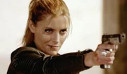 Waffenschieberin Elena Kovic (Sophia Thomalla) wird von Kriminalkommissar Semir in die Enge getrieben und versucht alles ihn außer Gefecht zu setzten.