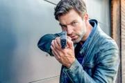 Ein Wettlauf gegen die Zeit beginnt und bald gerät auch Lukas (Jakob Seeböck) in Gefahr. Denn die beiden Frauen sind gewillt, um jeden Preis ein neues Leben zu beginnen.