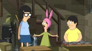 Tina (l.), Louise (M.) und Gene (r.) kämpfen mit ihren selbstgemachten Geschenken um den Mistelzweig-Preis ...