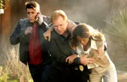 (v.l.n.r.) Ryan Wolfe (Jonathan Togo); Lt. Horatio Caine (David Caruso); Natalia Boa Vista (Eva LaRue)