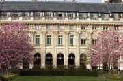 Im 19. Jahrhundert war die „Stadt der Liebe“ das Bordell Europas: In Paris wurde die käufliche Liebe zu einem bürgerlichen Phänomen.