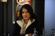 Barney verbringt seine Freizeit fast nur noch mit Patrice, Robins dicker Kollegin und erklärter Feindin, was Robin (Cobie Smulders) alles andere als verstehen kann ...