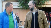 Trödelexperte Otto Schulte (li.) im Gespräch mit Andreas