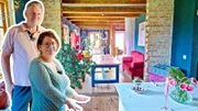 Lu und Marc haben mit wenig Geld und vielen Ideen ihr komplettes Haus in Lensahn in Schleswig-Holstein eingerichtet. Ihre kreativen Upcycling- und DIY-Projekte haben das ermöglicht.