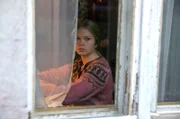 Anna Stoltze (Lilli Salonen) wittert nichts Gutes.