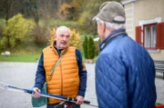 Werners (Dirk Galuba, r.) aufkeimende Hoffnung, dass André (Joachim Lätsch, l.) sich erinnert, wird enttäuscht.