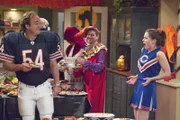 Jim" - Dana falls for a guy just like Jim - but she denies the similarities -- on ABC's "According to Jim," TUESDAY, OCTOBER 28 (9:00-9:30 p.m., ET), on the ABC Television Network. (ABC/CRAIG SJODIN) JIM BELUSHI, KIMBERLY WILLIAMS-PAISLEY