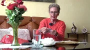 Die 66-jährige Bruni muss derzeit viel Willenskraft aufbringen. Sie möchte von einem jahrelangen Laster loskommen und hat dafür zum Teil ihre ganz eigenen Methoden entwickelt.