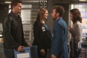 (v.l.n.r.) Temperance Brennan (Emily Deschanel); Seeley Booth (David Boreanaz); Jack Hodgins (T.J. Thyne); Angela Montenegro (Michaela Conlin)