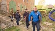 Trödelexperte Otto Schulte (re.) hat den Stein ins Rollen gebracht, die Vorbereitungen laufen.