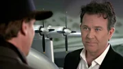 Nathan Ford (Timothy Hutton) möchte dem Chef einer Fluggesellschaft das Handwerk legen, da dieser für den Tod eines Piloten verantwortlich ist.