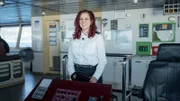 Selina Schwarz steuert zum ersten Mal ein Frachtschiff.