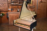 Das fertige Cembalo nach italienischen Vorbildern des 17. Jahrhunderts aus der Werkstatt von Cembalobauer Matthias Griewisch.