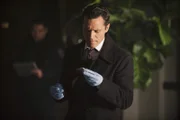 Ryan (Seamus Dever)