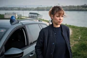 Kommissarin Laura Janda (Jaschka Lämmert) weiß zunächst nichts von der Entführung.